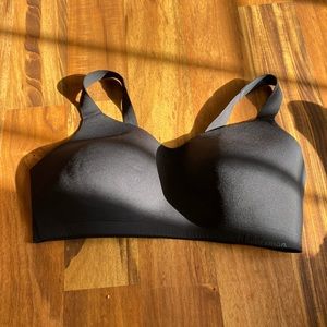 Lululemon bra
